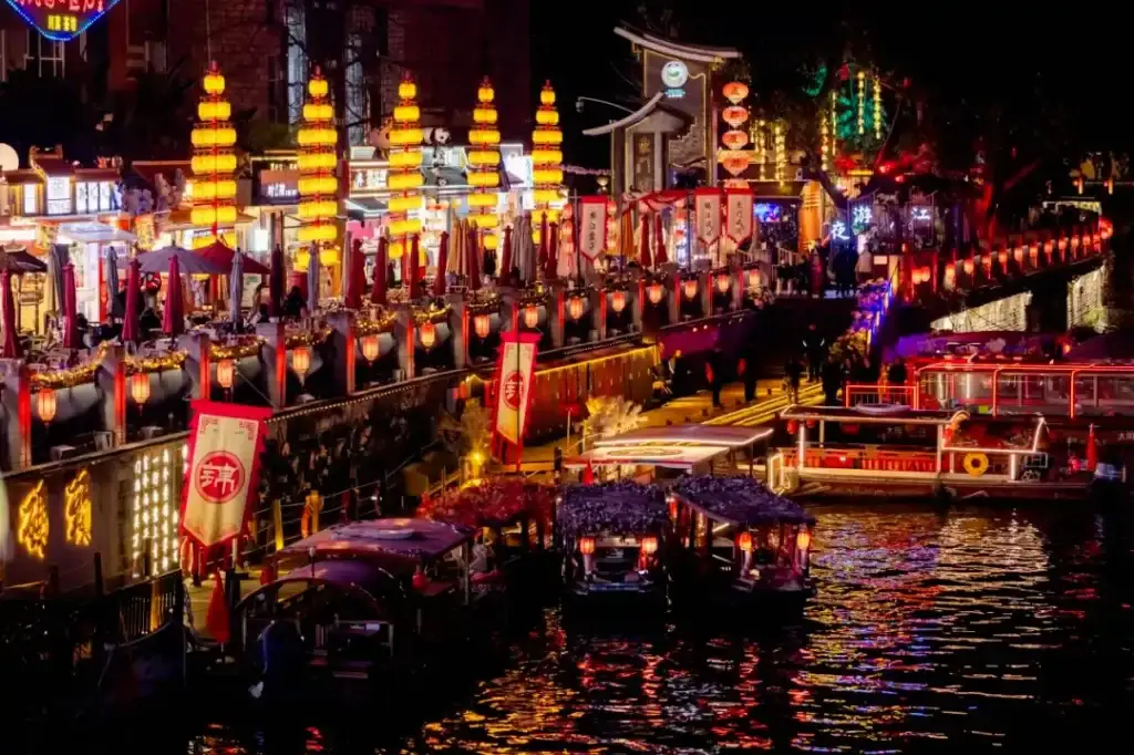Chengdu Jinjiang Night Cruise