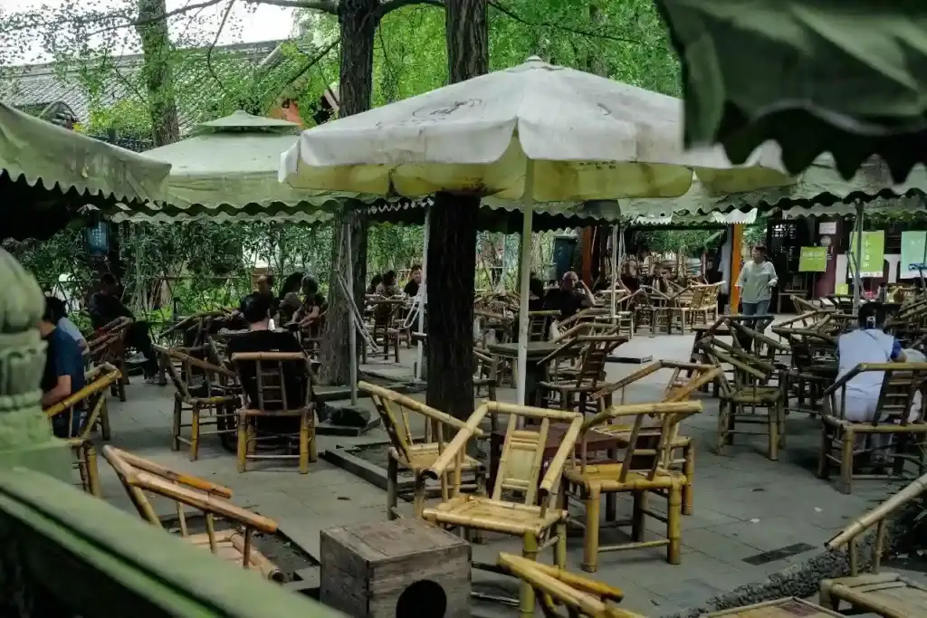 Teahouse in Wenshu Monastery, Chengdu