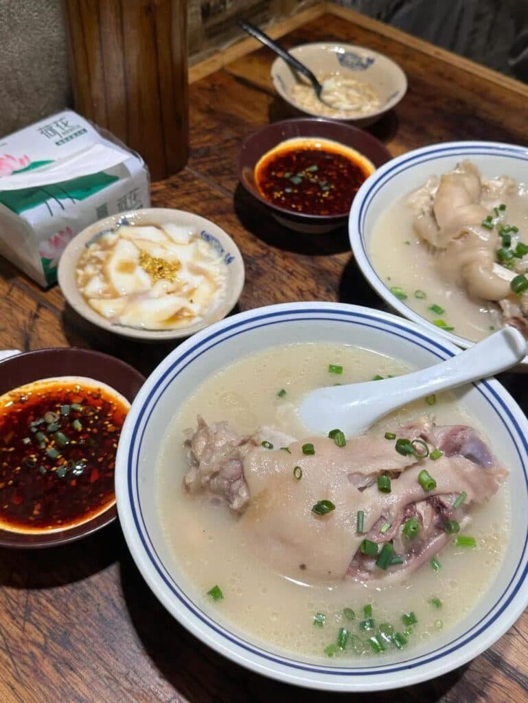 Chengdu cuisine: Nameless pig's trotter flower Chengdu cuisine: Nameless pig's trotter flower