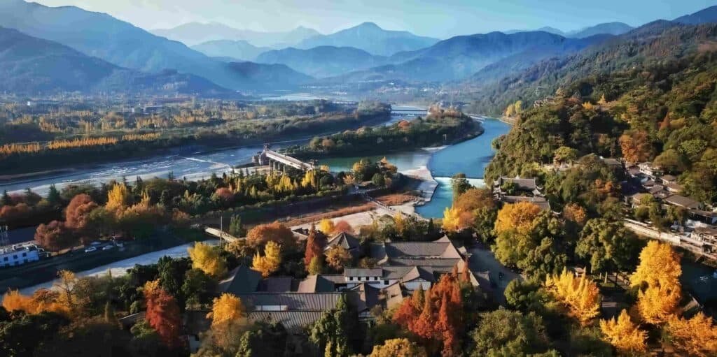 Chengdu Dujiangyan and Qingcheng Mountain