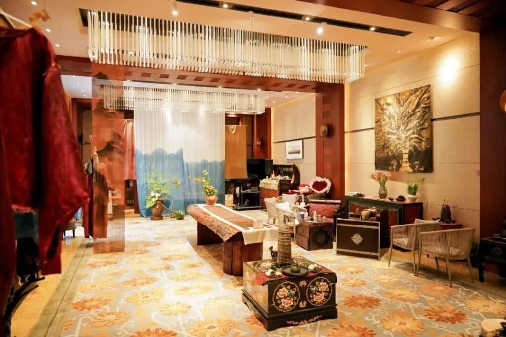 Chengdu Tibet Hotel Cultural Palace