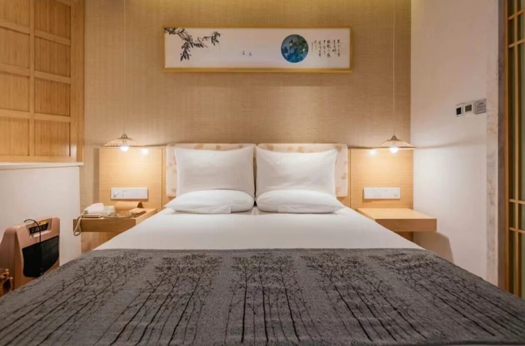 Chengdu Xipu Yinyi Cultural Hotel