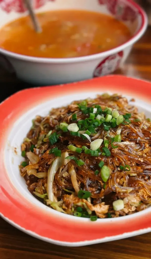 Danya Ji Restaurant‘s stir-fried noodles