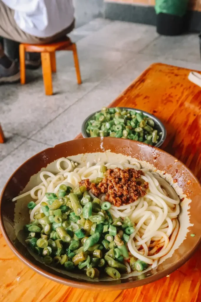 Vegetarian Spicy Minced Meat Noodles