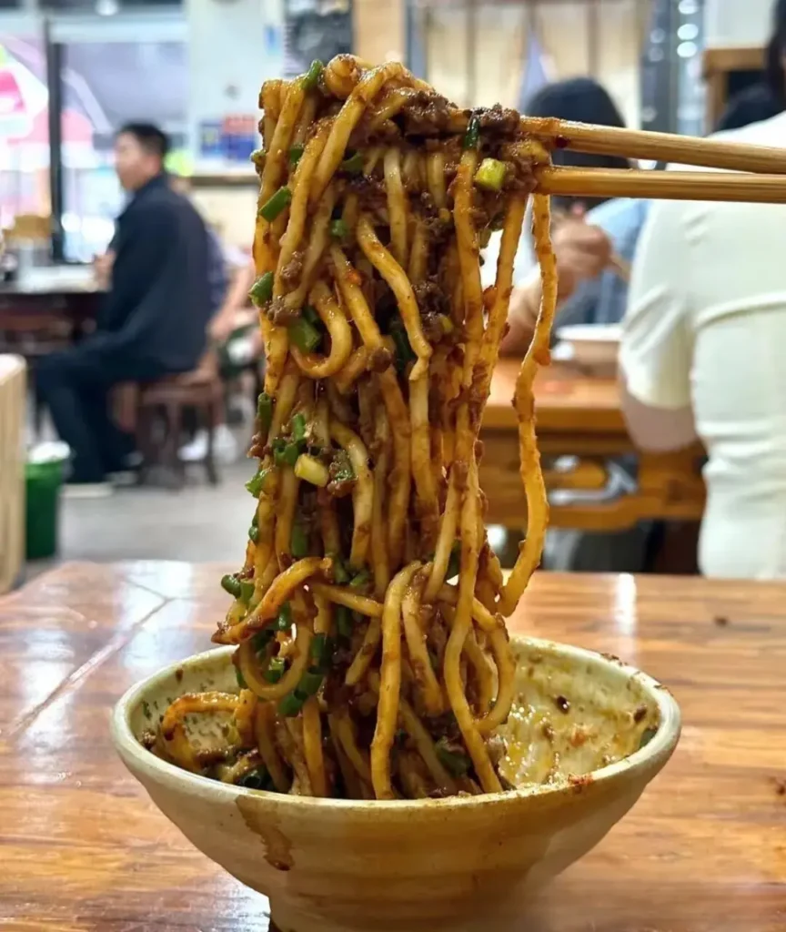 Chengdu Xiao Jia He Home-Style Noodle Shop's Red Oil Crispy Shao Noodles