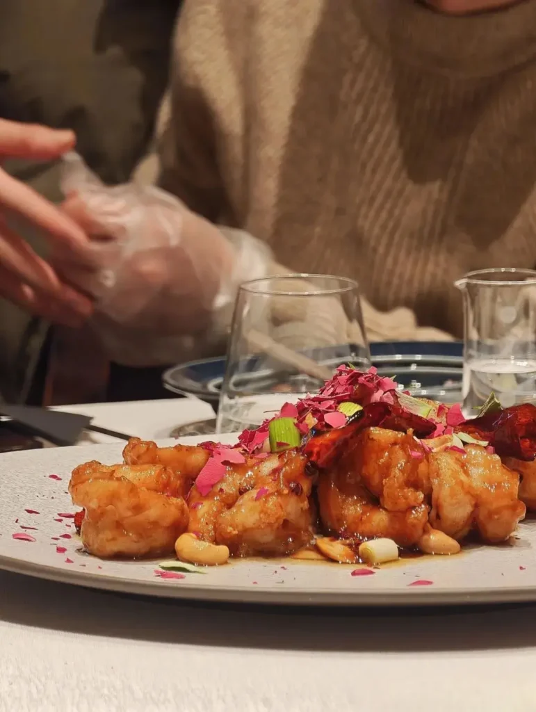 Dongpo truffle six-headed abalone at Nantangguan Sichuan Cuisine Culture Restaurant